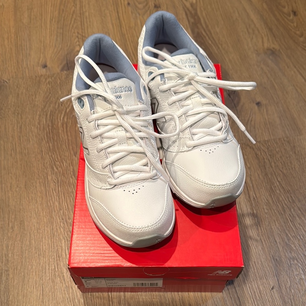 New Balance 928v3
